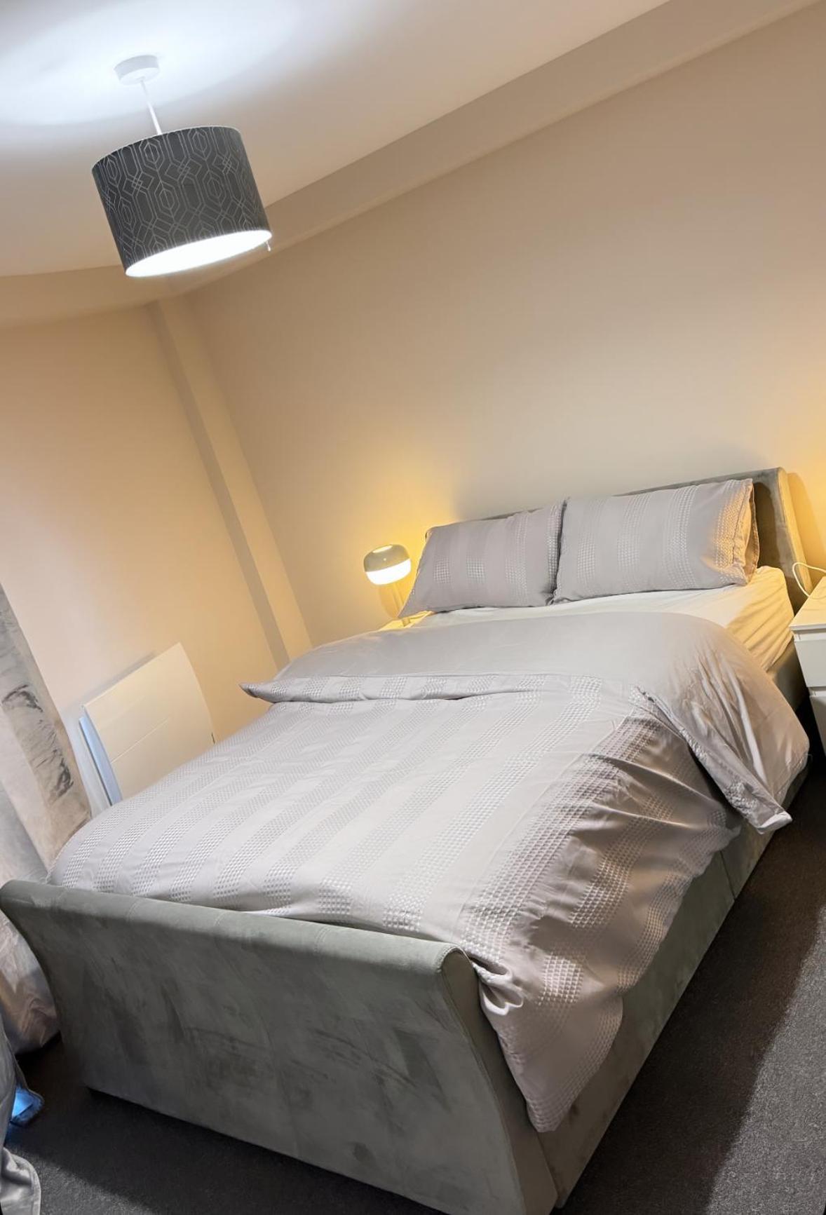 Luxury 2 Bedroom Apartment In Manchester City Centre - Free Parking Luaran gambar