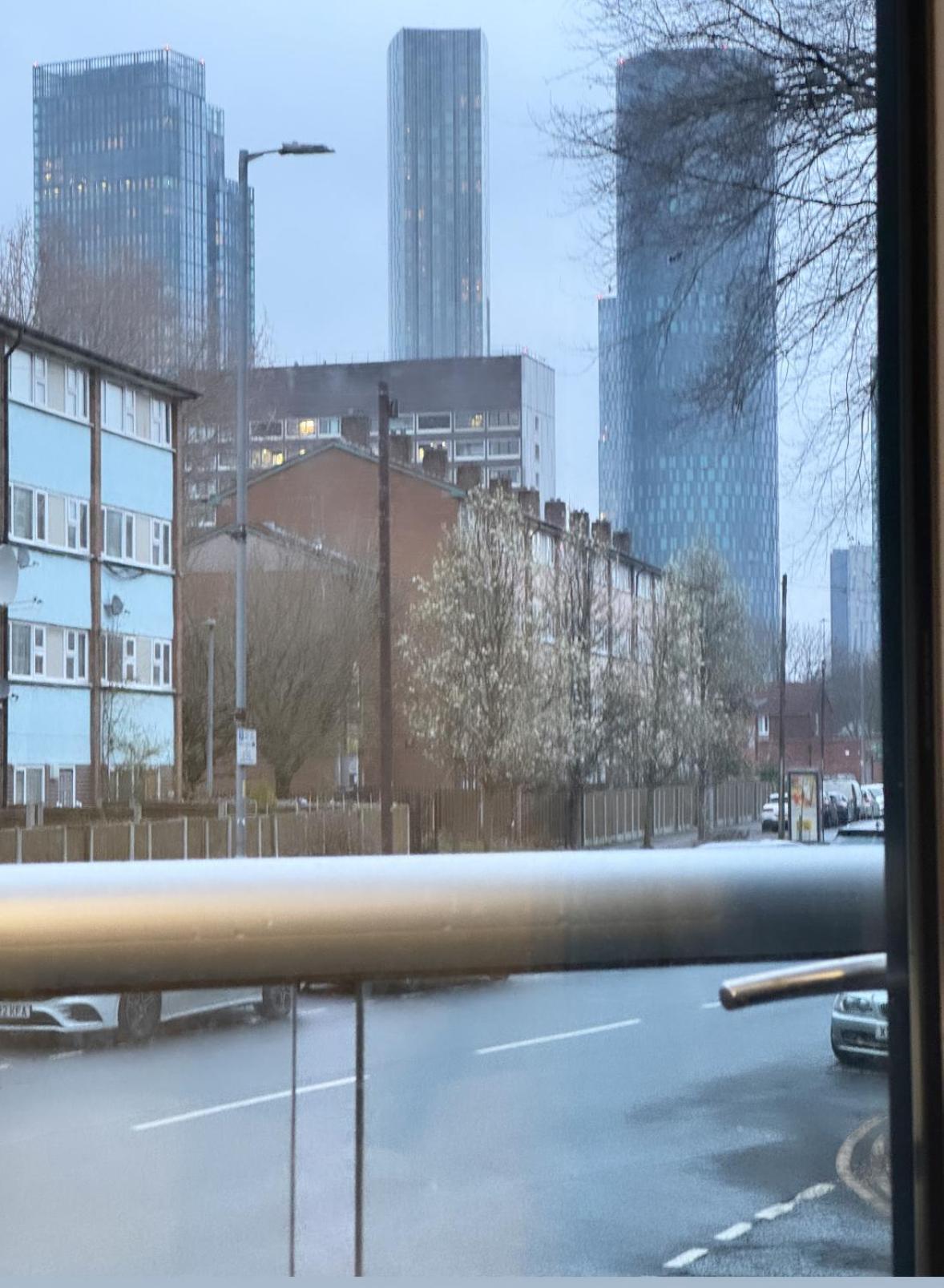 Luxury 2 Bedroom Apartment In Manchester City Centre - Free Parking Luaran gambar